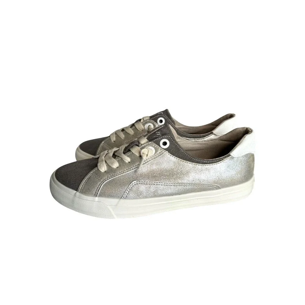 Blowfish Malibu Women's Martina Too Sneaker Silver slip on style size 9 new NWT